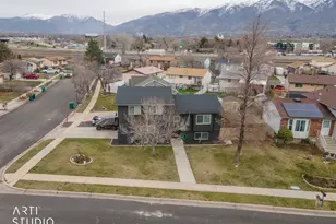 949 S 225 E, Layton, UT 84041 - Photo 35