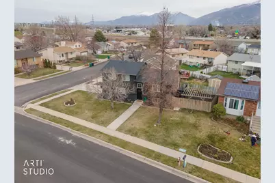 949 S 225 E, Layton, UT 84041 - Photo 37