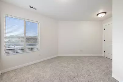 4043 E Oakland Hills Dr, Eagle Mountain, UT 84005 - Photo 11