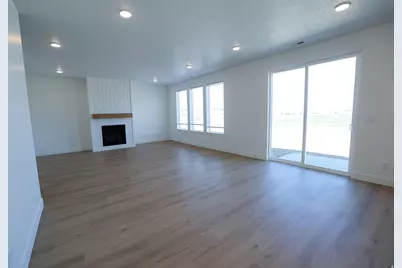 241 W 550 N, Smithfield, UT 84335 - Photo 3