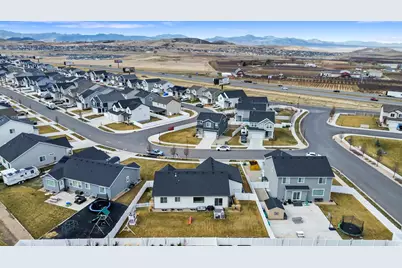 949 S Red Cliff Dr, Santaquin, UT 84655 - Photo 43