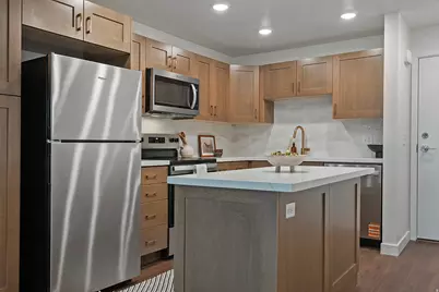 1032 E 400 S #303B, Salt Lake City, UT 84102 - Photo 5