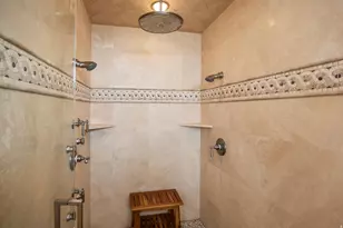 1742 E Ridge Point Dr S, Bountiful, UT 84010 - Photo 17
