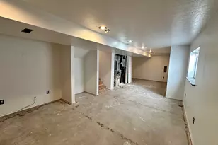 2003 W Apple Farms Rd S, West Valley, UT 84119 - Photo 15