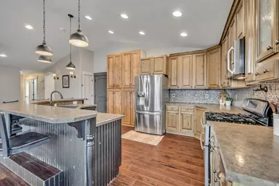 1091 W 2175 S, Syracuse, UT 84075 - Photo 9