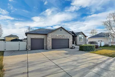 1091 W 2175 S, Syracuse, UT 84075 - Photo 3