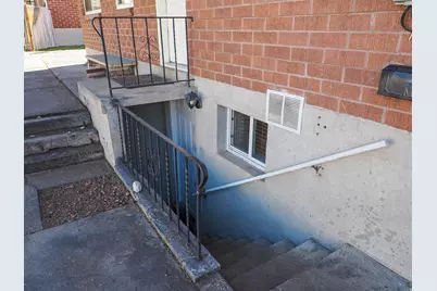 2425 E 6660 S, Cottonwood Heights, UT 84121 - Photo 23