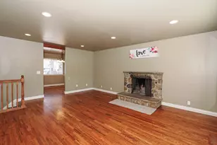 2425 E 6660 S, Cottonwood Heights, UT 84121 - Photo 7