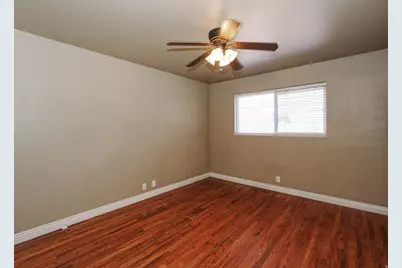 2425 E 6660 S, Cottonwood Heights, UT 84121 - Photo 15