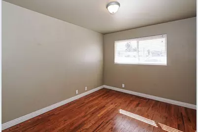 2425 E 6660 S, Cottonwood Heights, UT 84121 - Photo 19