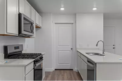 4333 N Buckstone Way #1381, Lehi, UT 84043 - Photo 9