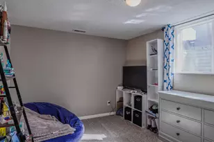 5867 S Jonquil Dr W, Taylorsville, UT 84129 - Photo 25