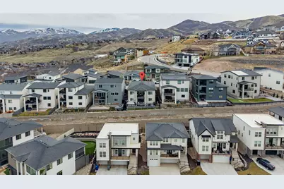 794 S Miller Ave, North Salt Lake, UT 84054 - Photo 9