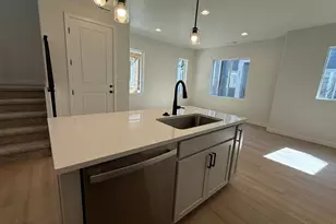 758 W 520 S, American Fork, UT 84003 - Photo 9