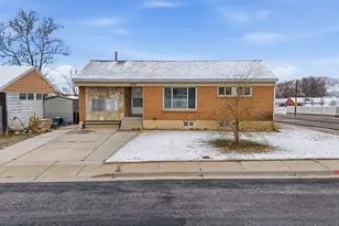 310 W 4675 S, Washington Terrace, UT 84405 - Photo 3