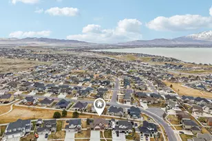 304 W Stillwater Dr S, Saratoga Springs, UT 84045 - Photo 41