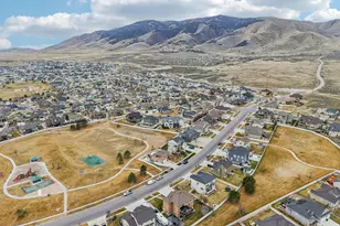 304 W Stillwater Dr S, Saratoga Springs, UT 84045 - Photo 43