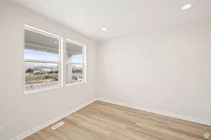 3193 S Blue Heron Dr, Saratoga Springs, UT 84045 - Photo 9