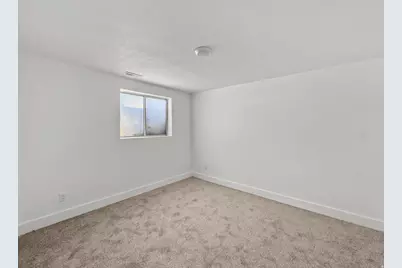 691 N 1250 W, Clearfield, UT 84015 - Photo 21