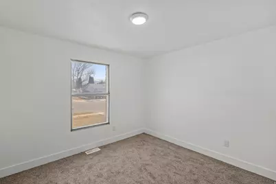 691 N 1250 W, Clearfield, UT 84015 - Photo 17