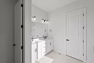 6259 W Teton Ranch Dr S, Herriman, UT 84096 - Photo 11