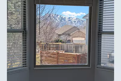 5272 S Morning Vista Ct W, Taylorsville, UT 84123 - Photo 9