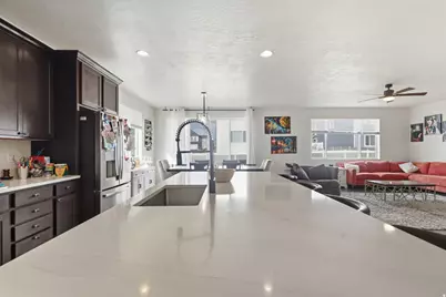 1976 W 850 N, Layton, UT 84041 - Photo 11