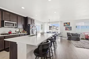 1976 W 850 N, Layton, UT 84041 - Photo 11