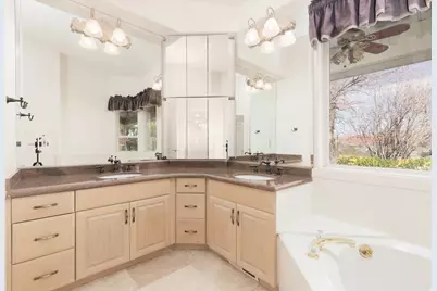 702 W 390 North Cir N, Saint George, UT 84770 - Photo 25
