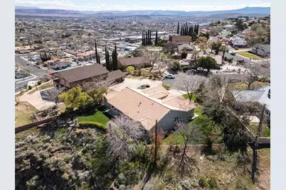 702 W 390 North Cir N, Saint George, UT 84770 - Photo 43