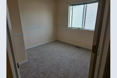 7644 N Red Kite Way N, Eagle Mountain, UT 84005 - Photo 3