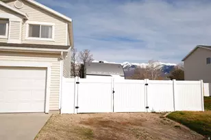 80 E 850 S, Layton, UT 84041 - Photo 33