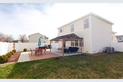 80 E 850 S, Layton, UT 84041 - Photo 27