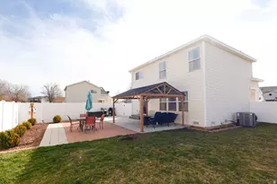 80 E 850 S, Layton, UT 84041 - Photo 27