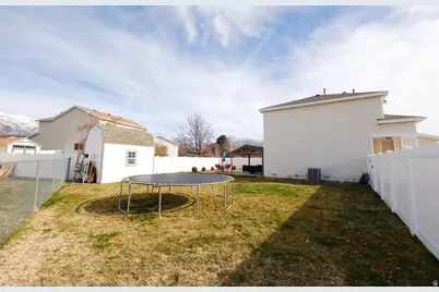 80 E 850 S, Layton, UT 84041 - Photo 29