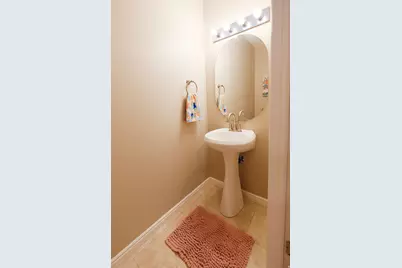 80 E 850 S, Layton, UT 84041 - Photo 23