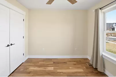 3761 S Spinnaker Bay Dr, Saratoga Springs, UT 84045 - Photo 25