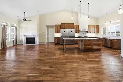 3761 S Spinnaker Bay Dr, Saratoga Springs, UT 84045 - Photo 9