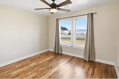 3761 S Spinnaker Bay Dr, Saratoga Springs, UT 84045 - Photo 23