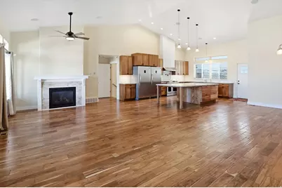 3761 S Spinnaker Bay Dr, Saratoga Springs, UT 84045 - Photo 11