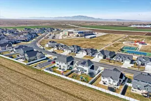 263 S Sunburst Dr W, Layton, UT 84041 - Photo 39