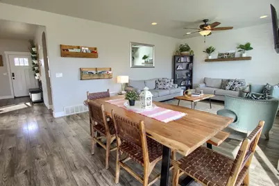 263 S Sunburst Dr W, Layton, UT 84041 - Photo 9