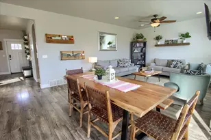 263 S Sunburst Dr W, Layton, UT 84041 - Photo 9