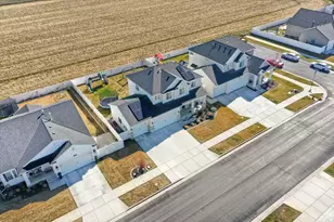 263 S Sunburst Dr W, Layton, UT 84041 - Photo 33