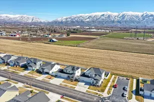 263 S Sunburst Dr W, Layton, UT 84041 - Photo 35