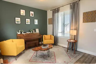 263 S Sunburst Dr W, Layton, UT 84041 - Photo 3