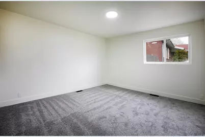 36 W Marquette Dr, Midvale, UT 84047 - Photo 17