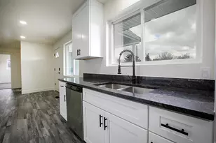 36 W Marquette Dr, Midvale, UT 84047 - Photo 11