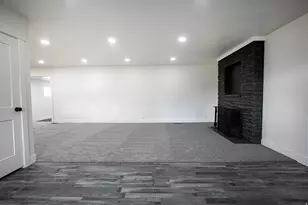 36 W Marquette Dr, Midvale, UT 84047 - Photo 5