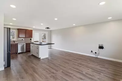 1533 W 1740 N, Clearfield, UT 84015 - Photo 5